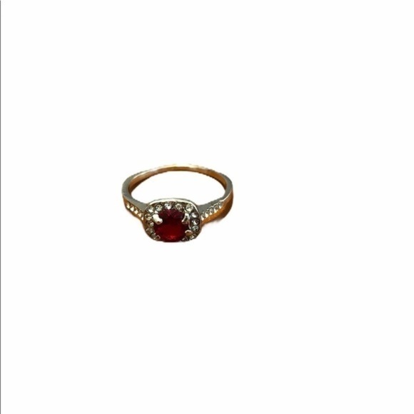 Women silver red zircon CZ Ring Size 9.5 - Picture 4 of 5